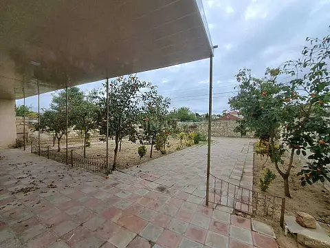 Satılır 4 otaqlı həyət evi 116.7 m²