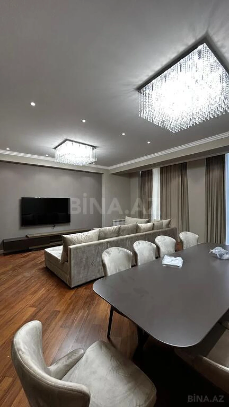 Kirayə verilir 4 otaqlı mənzil 200 m²