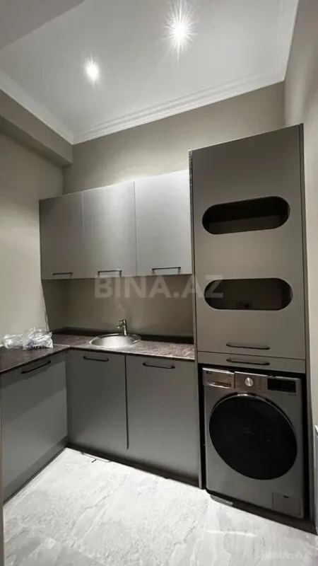 Kirayə verilir 4 otaqlı mənzil 200 m²