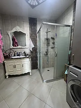 Satılır 4 otaqlı mənzil 226 m²