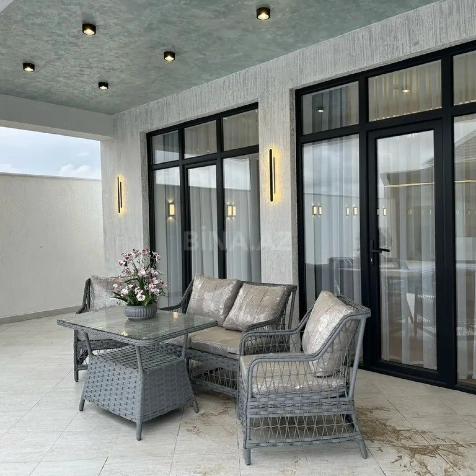 Kirayə verilir 4 otaqlı həyət evi 250 m²