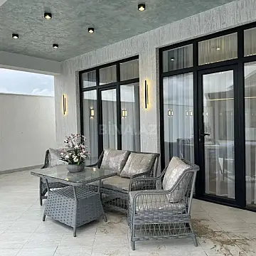 Kirayə verilir 4 otaqlı həyət evi 250 m²