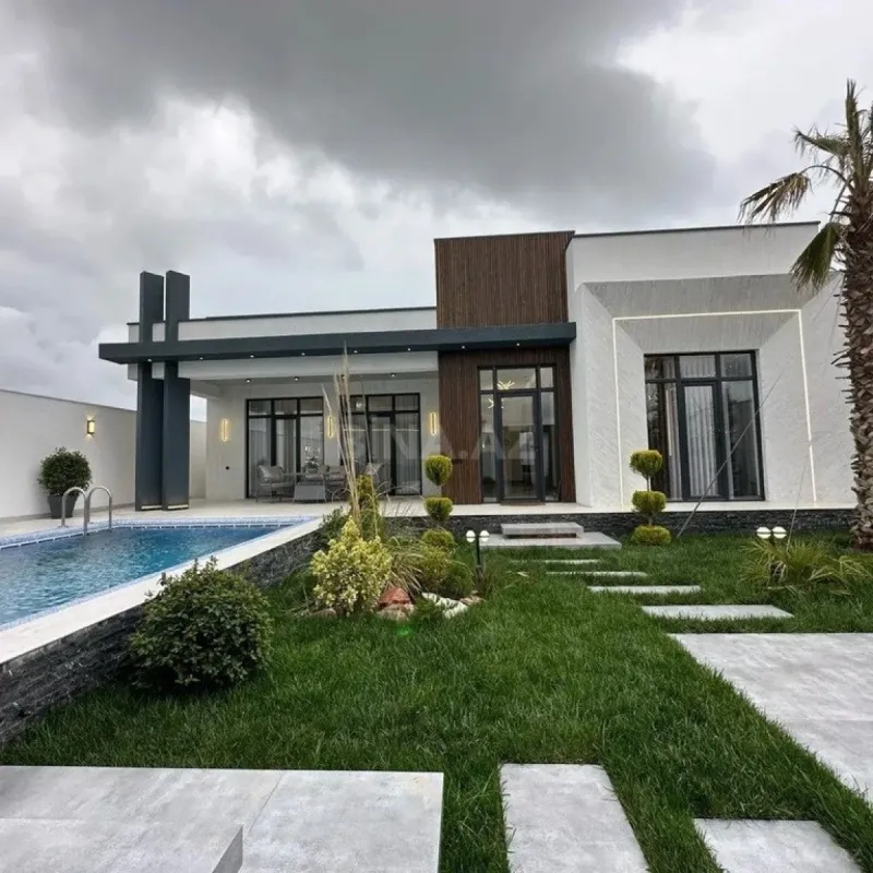 Kirayə verilir 4 otaqlı həyət evi 250 m²