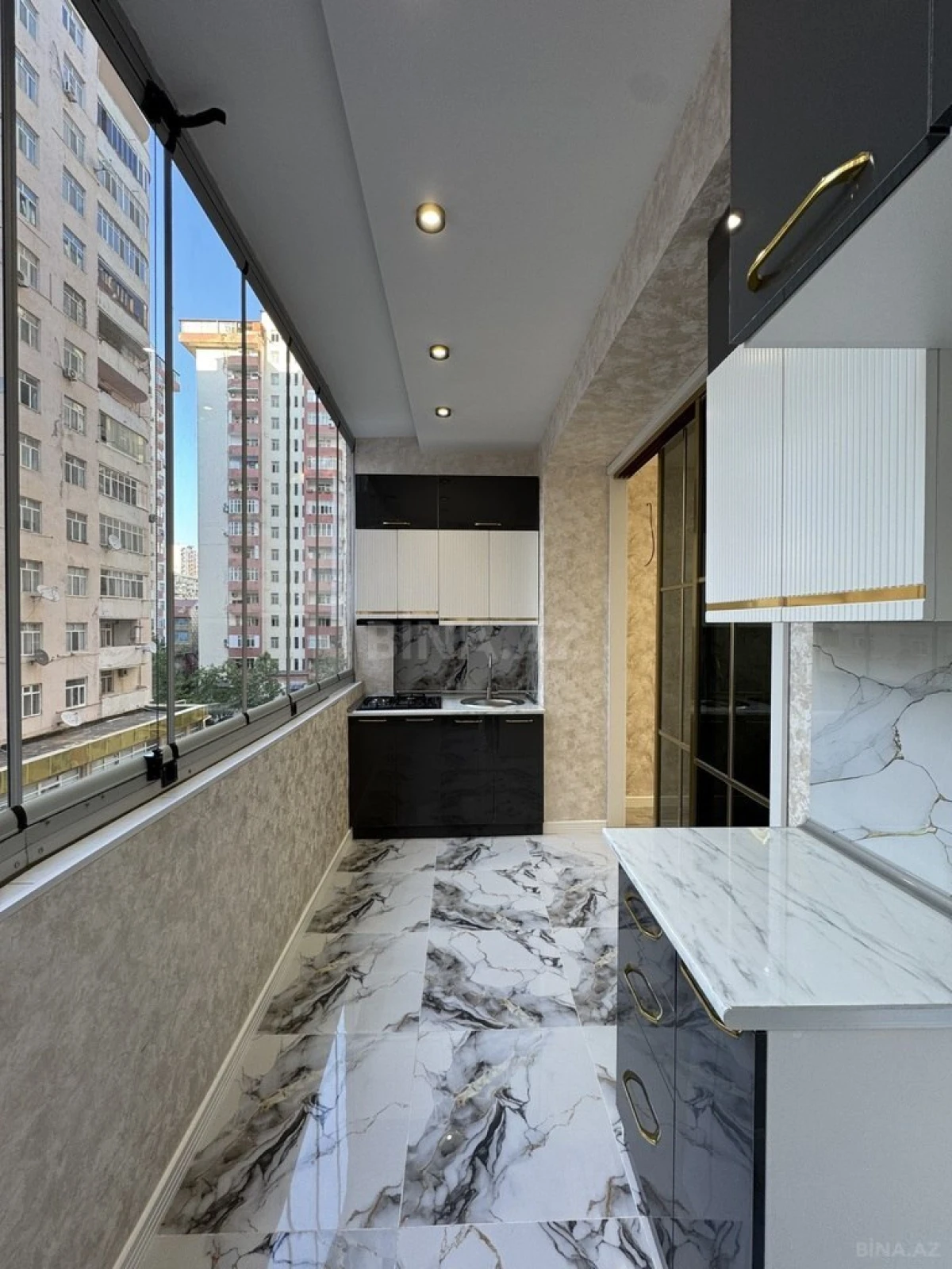 Satılır 2 otaqlı mənzil 58 m²