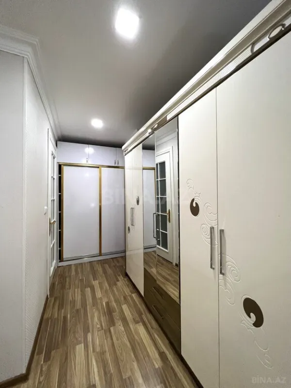 Kirayə verilir 3 otaqlı mənzil 165 m²