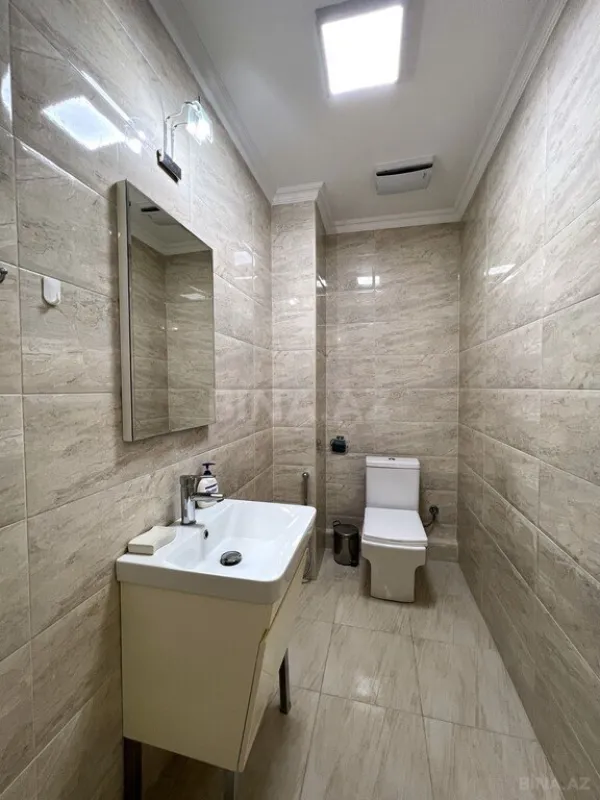 Kirayə verilir 3 otaqlı mənzil 165 m²