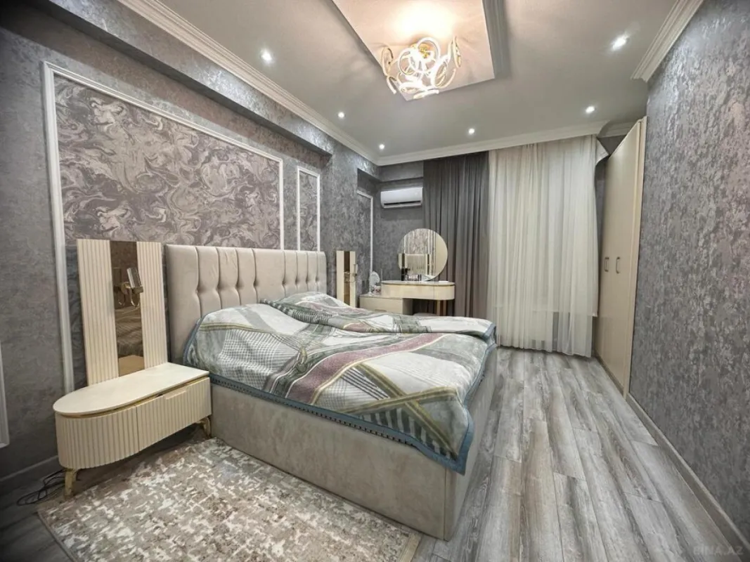 Satılır 2 otaqlı mənzil 90 m²