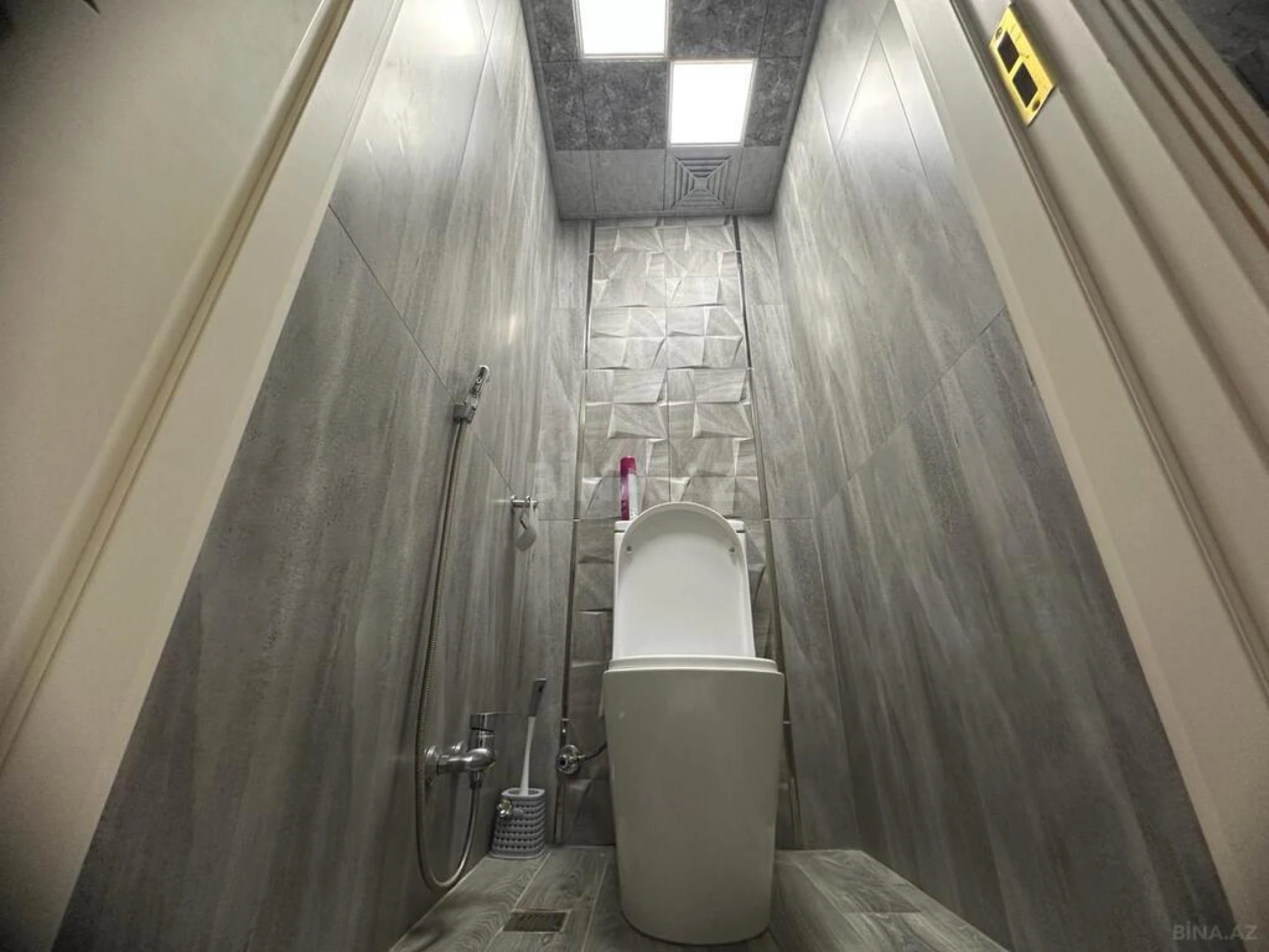 Satılır 2 otaqlı mənzil 90 m²