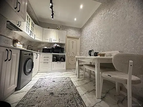 Satılır 2 otaqlı mənzil 90 m²