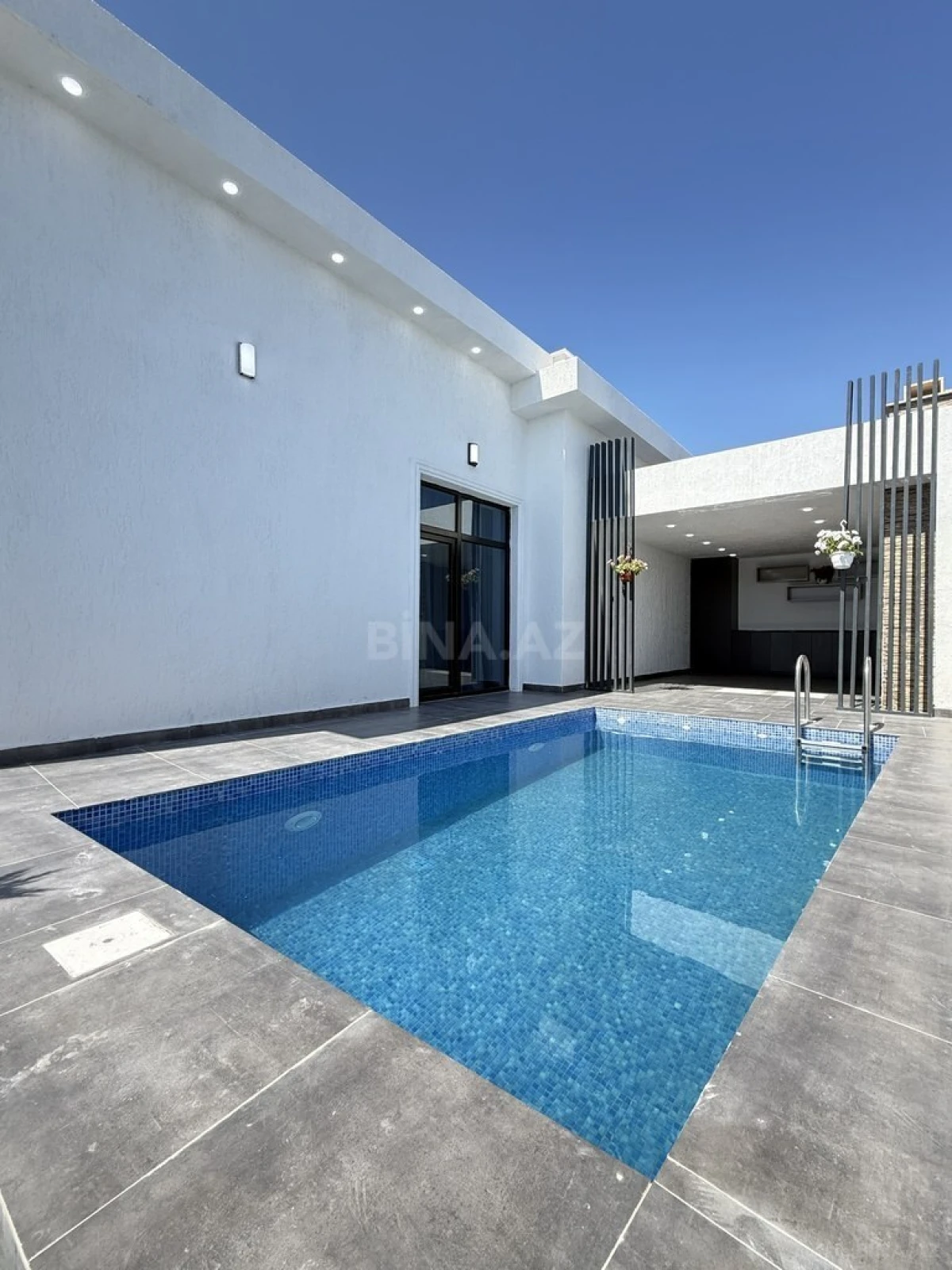 Satılır 4 otaqlı həyət evi 140 m²