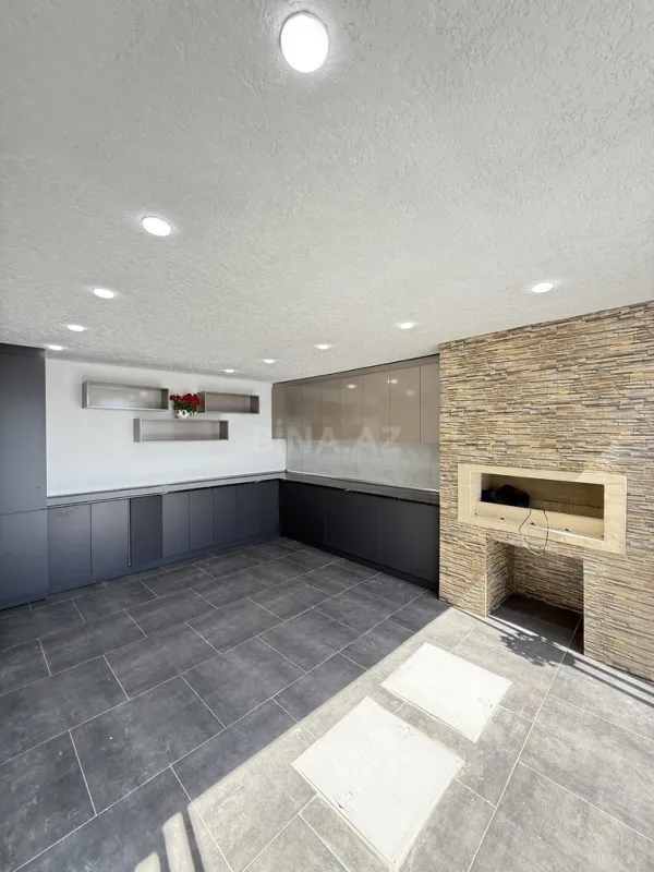 Satılır 4 otaqlı həyət evi 140 m²