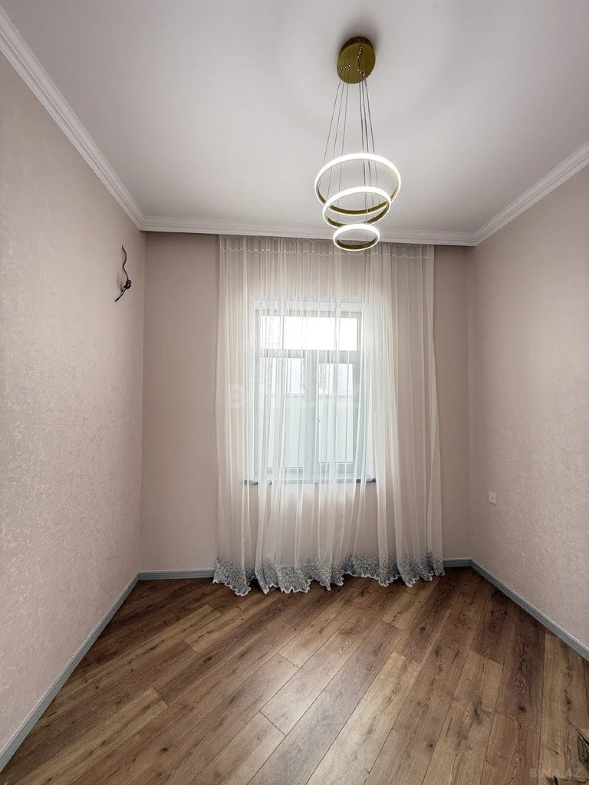 Satılır 4 otaqlı həyət evi 140 m²