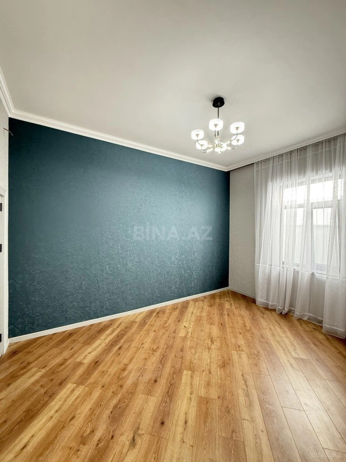 Satılır 4 otaqlı həyət evi 140 m²