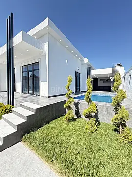 Satılır 4 otaqlı həyət evi 140 m²