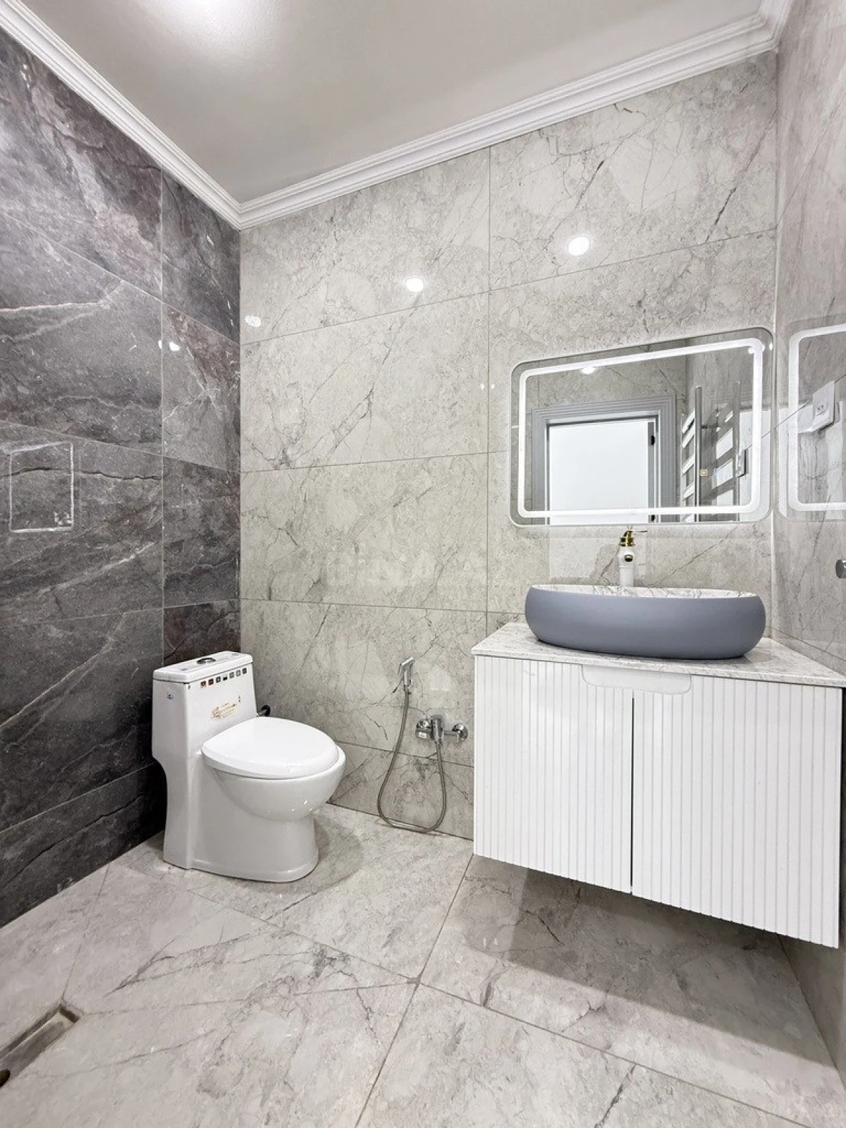 Satılır 4 otaqlı həyət evi 140 m²