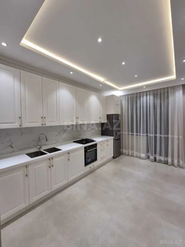 Kirayə verilir 2 otaqlı mənzil 100 m²