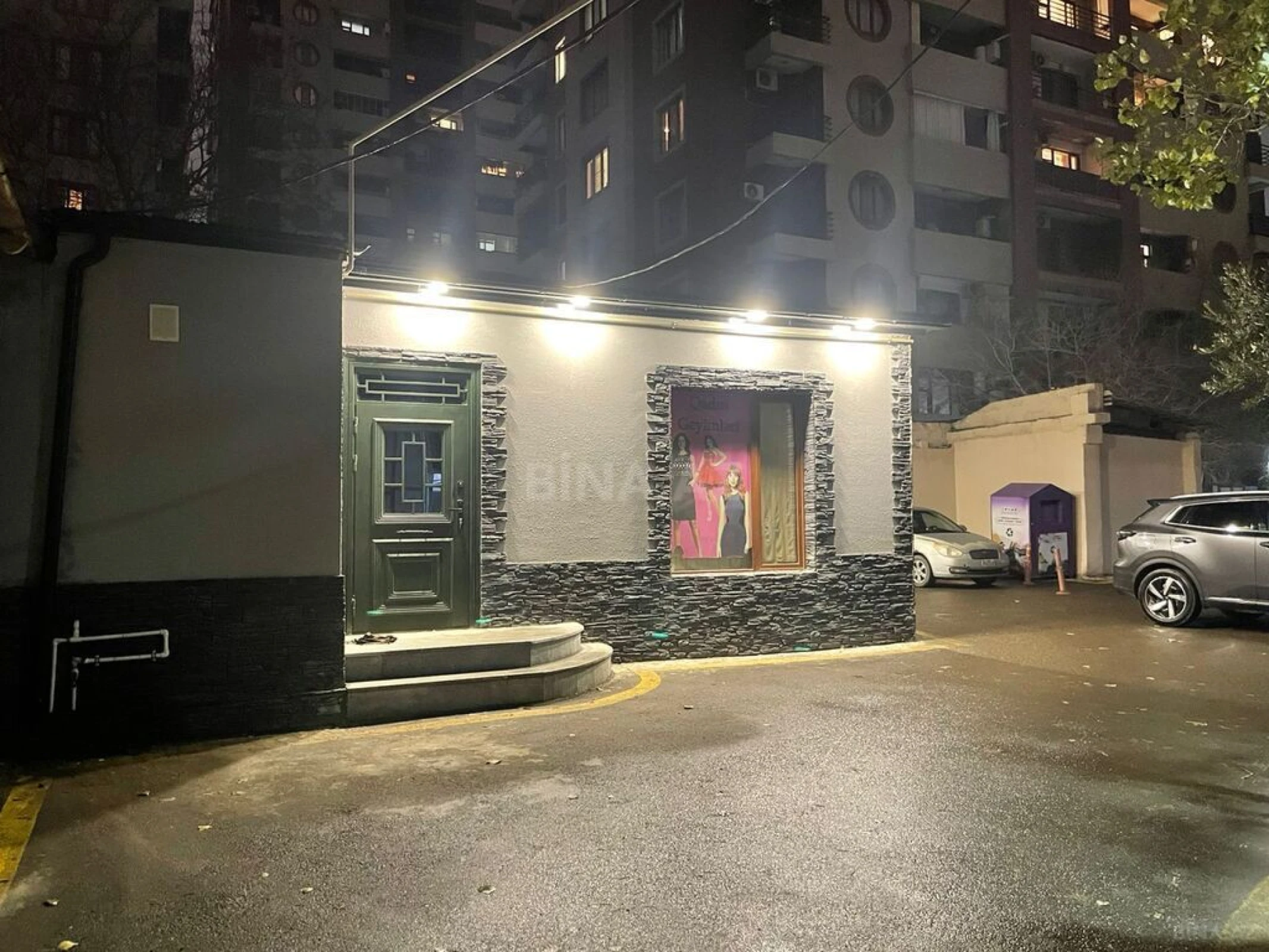 Satılır obyekt 130 m²