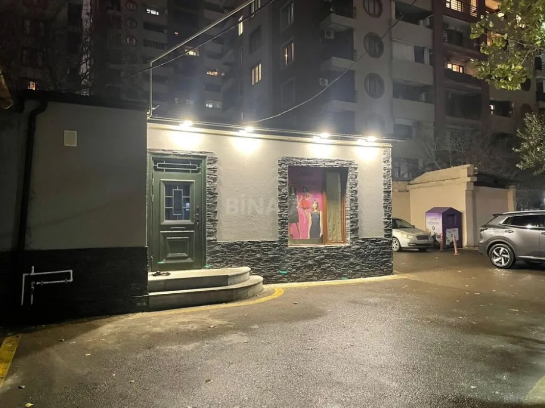 Satılır obyekt 130 m²