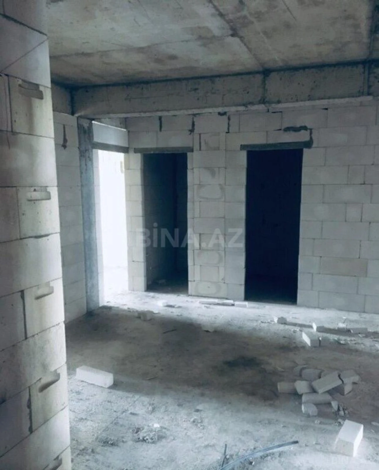 Satılır 3 otaqlı mənzil 126 m²