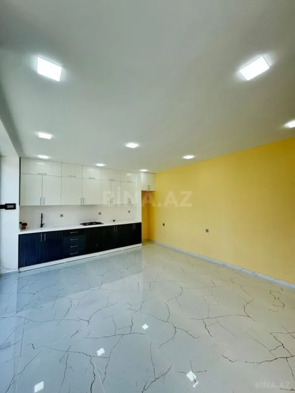 Satılır 6 otaqlı həyət evi 300 m²