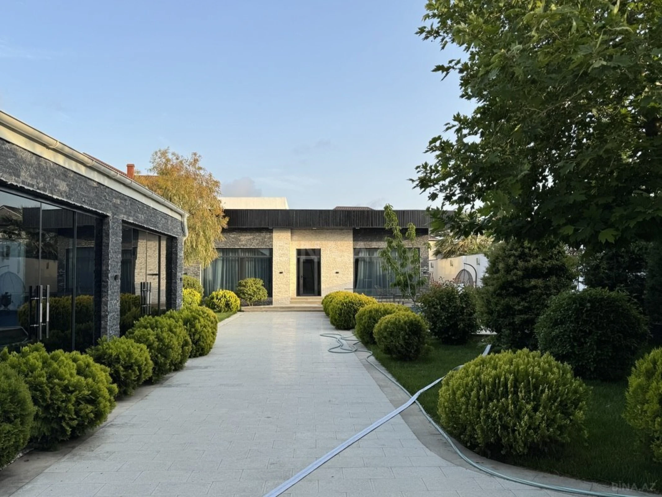 Kirayə verilir 4 otaqlı həyət evi 210 m²