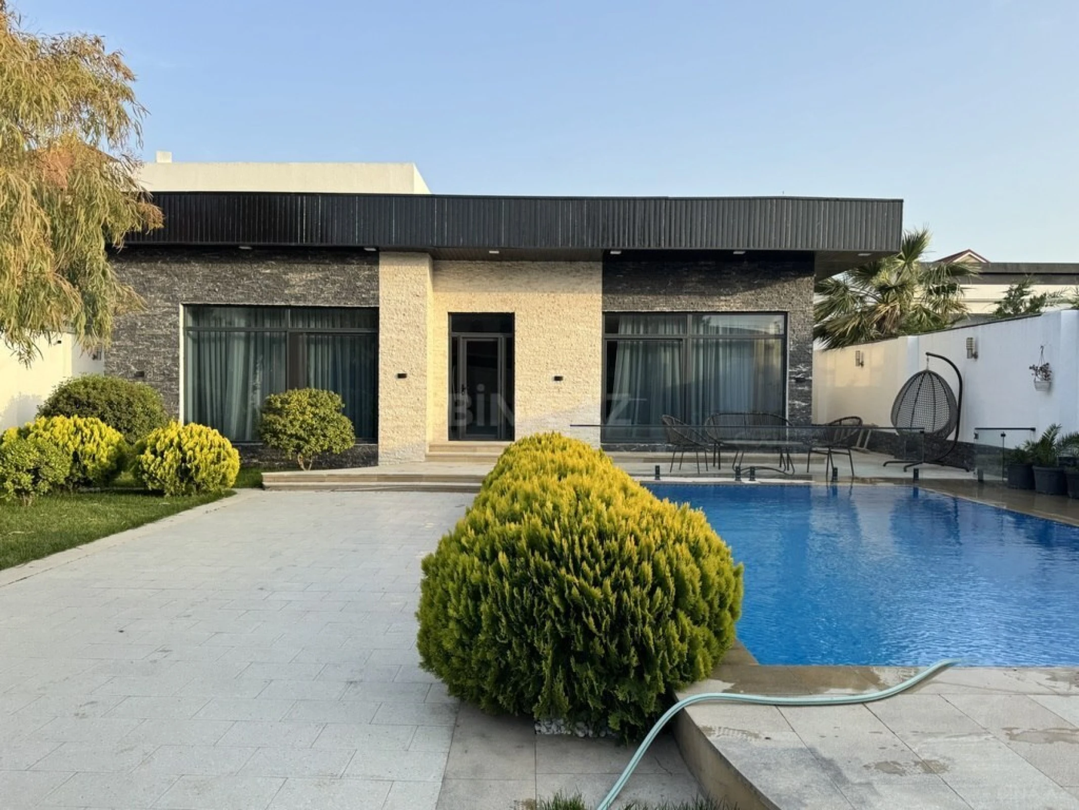 Kirayə verilir 4 otaqlı həyət evi 210 m²