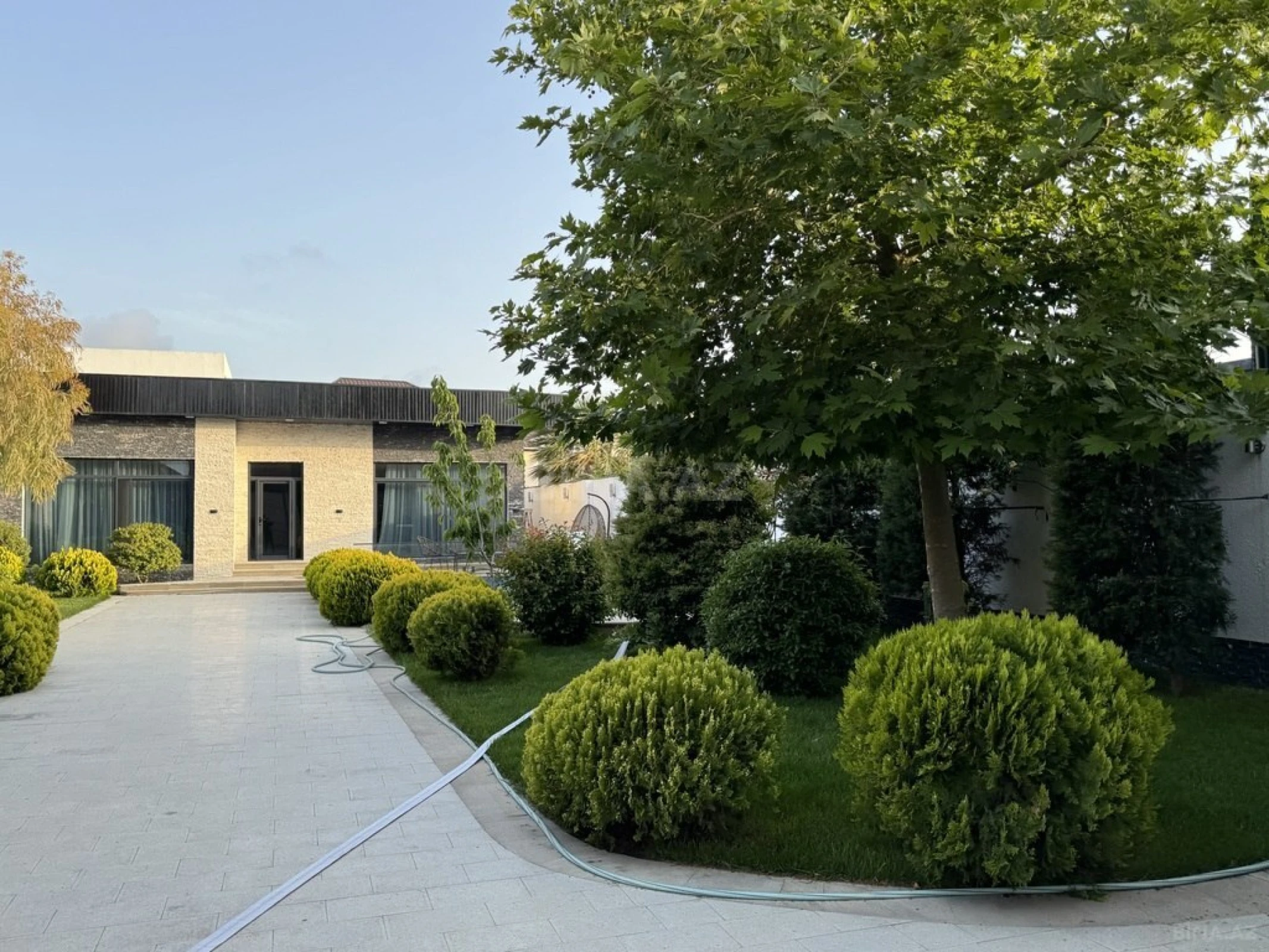 Kirayə verilir 4 otaqlı həyət evi 210 m²