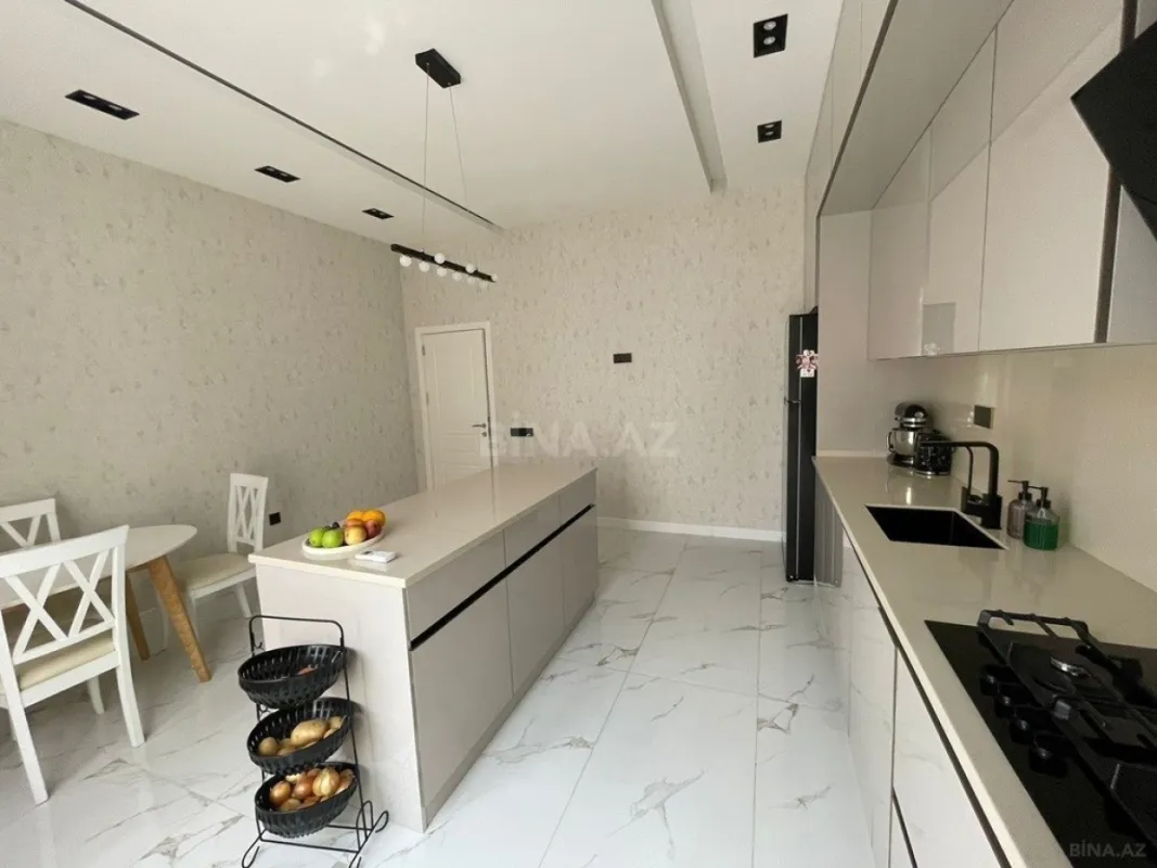 Kirayə verilir 4 otaqlı həyət evi 240 m²