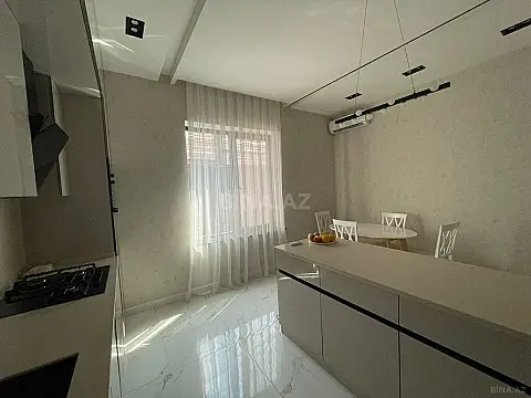 Kirayə verilir 4 otaqlı həyət evi 240 m²