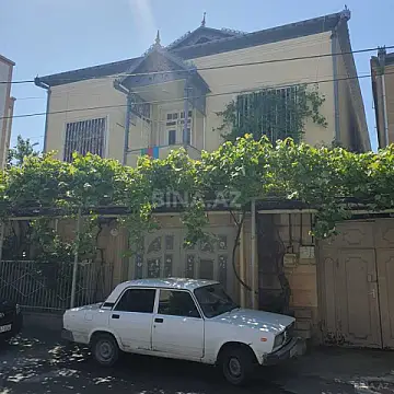 Satılır 7 otaqlı həyət evi 200 m² — Bakı, Yasamal qəs. 7 otaq 200.00 m²
