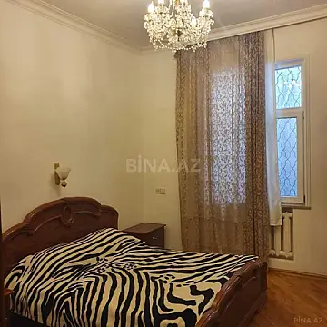 Satılır 5 otaqlı həyət evi 170 m²