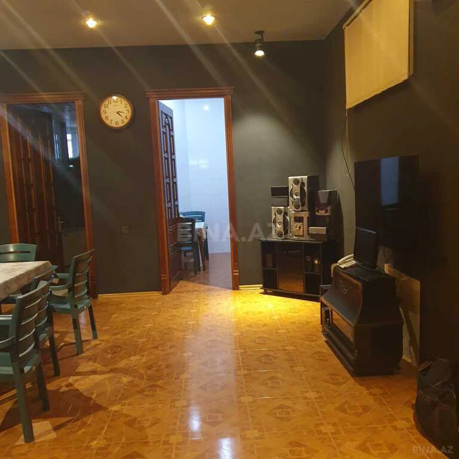 Satılır 5 otaqlı həyət evi 170 m²
