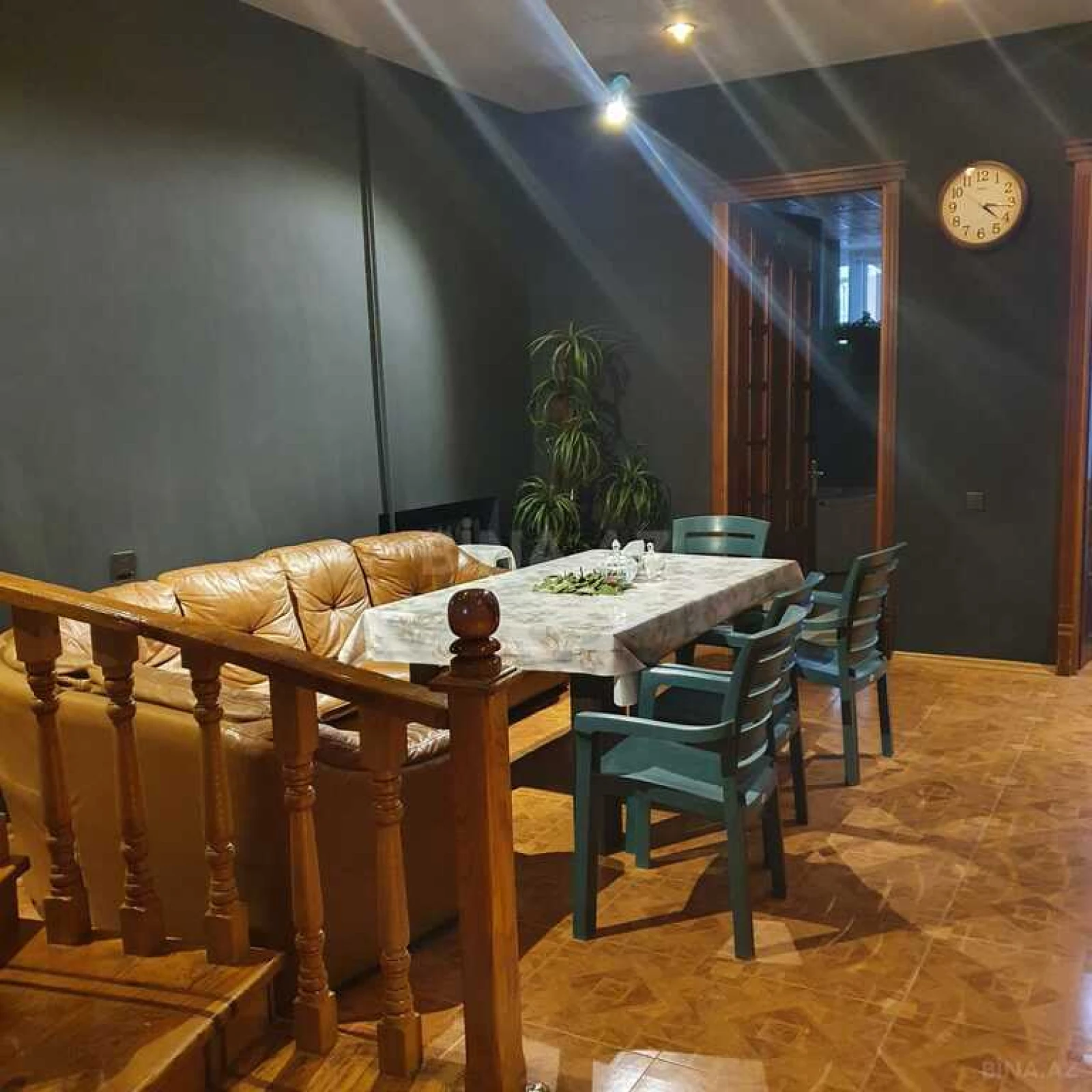 Satılır 5 otaqlı həyət evi 170 m²