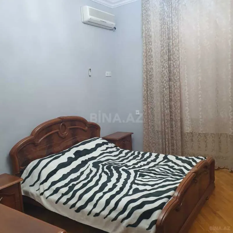 Satılır 5 otaqlı həyət evi 170 m²