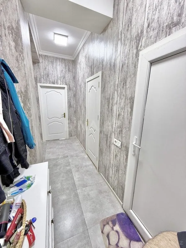 Satılır 2 otaqlı mənzil 57 m²