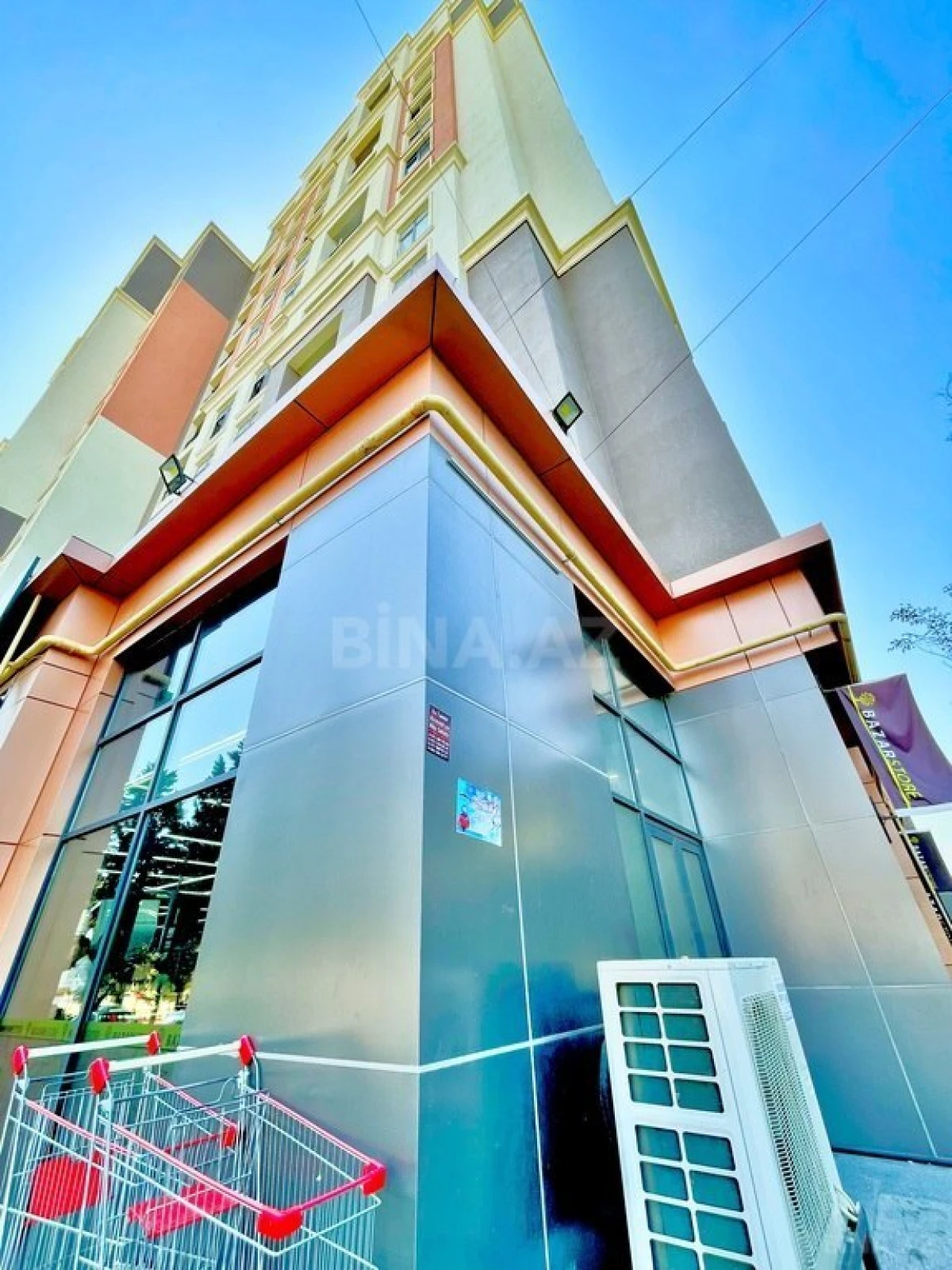 Satılır 2 otaqlı mənzil 57 m²