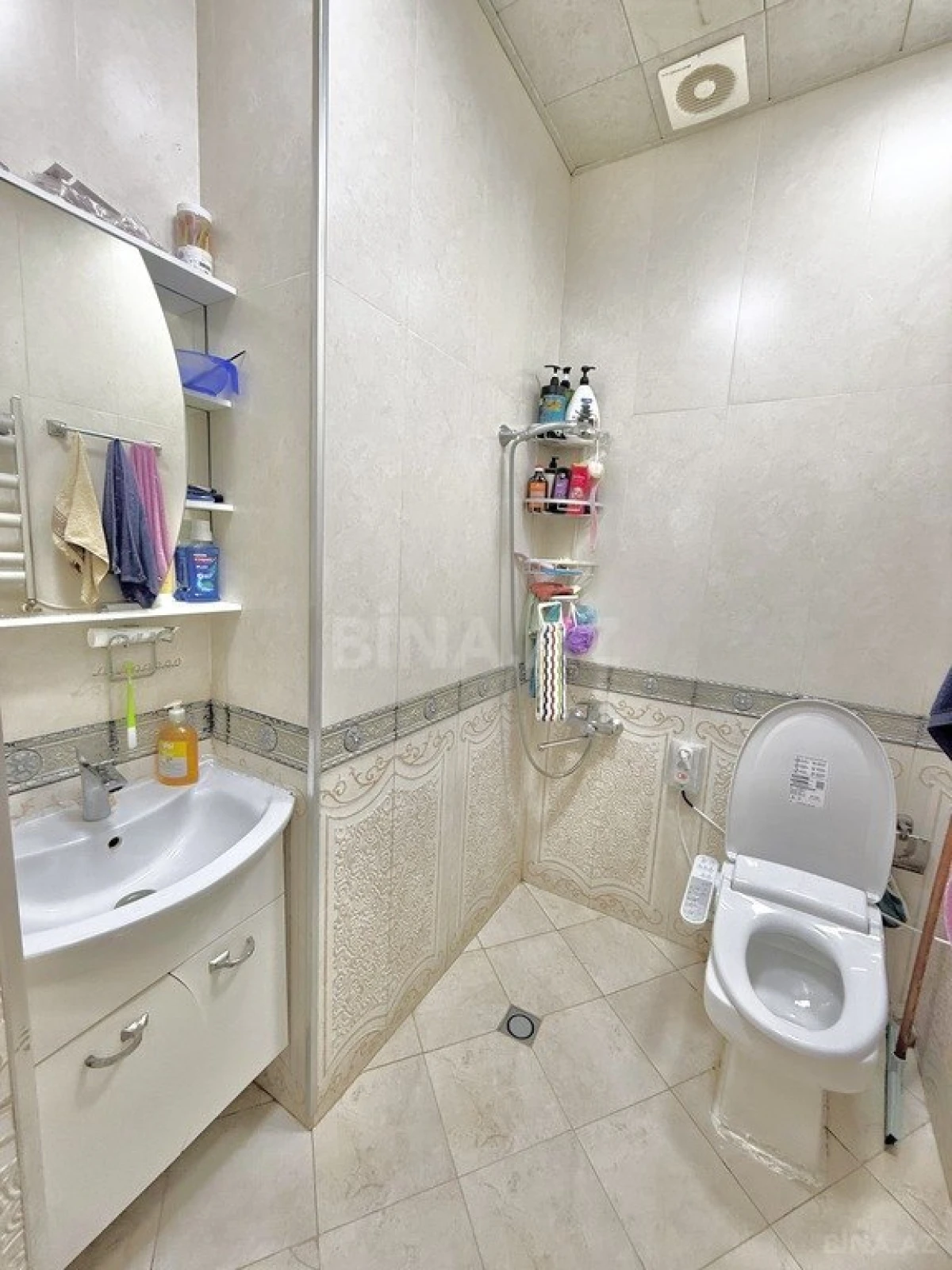 Satılır 2 otaqlı mənzil 57 m²