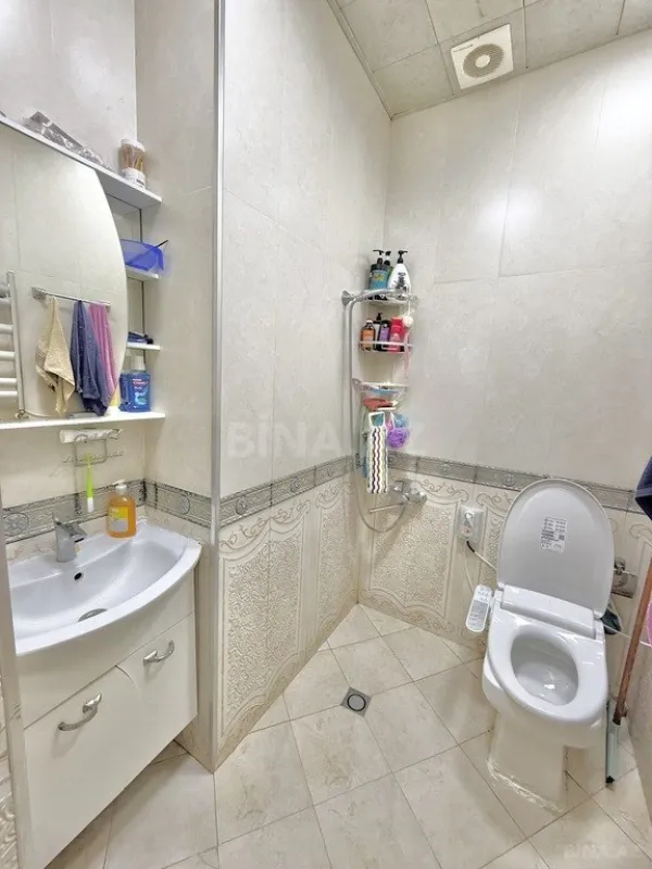 Satılır 2 otaqlı mənzil 57 m²
