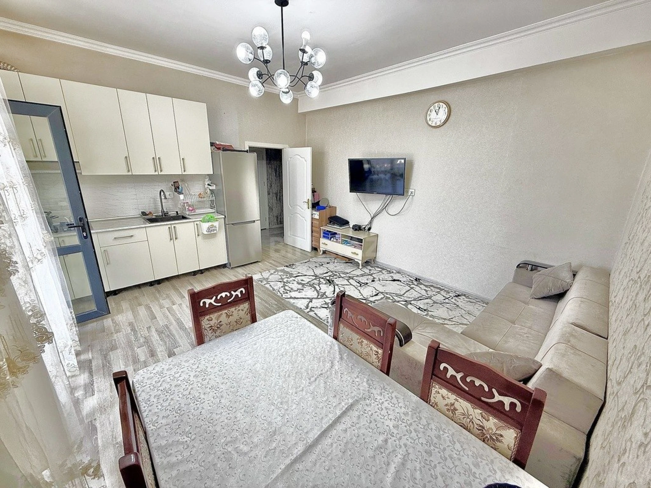 Satılır 2 otaqlı mənzil 57 m²