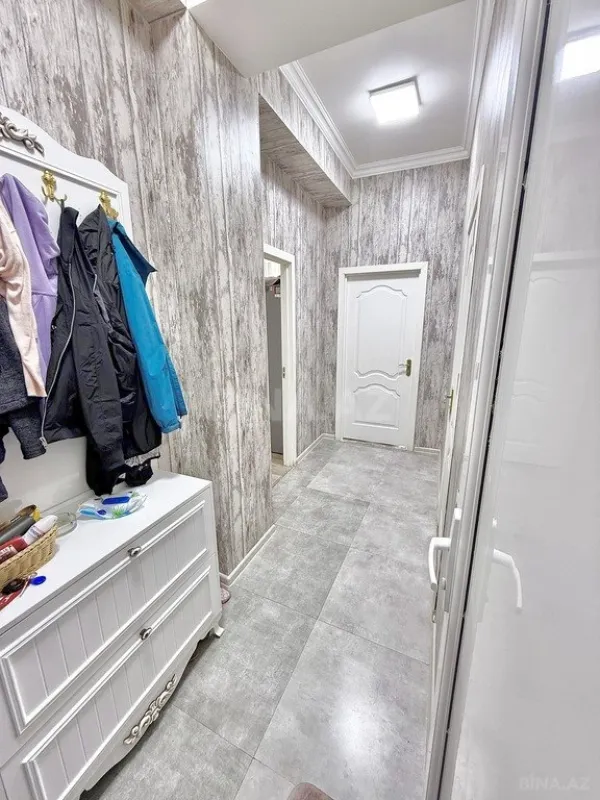 Satılır 2 otaqlı mənzil 57 m²