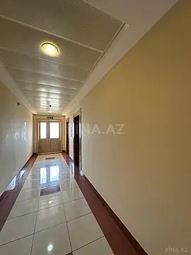 Satılır 3 otaqlı mənzil 175 m²