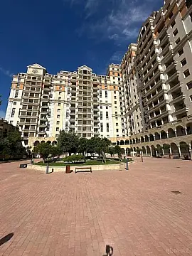 Satılır 3 otaqlı mənzil 175 m² — Bakı, Nizami 3 otaq 175.00 m²