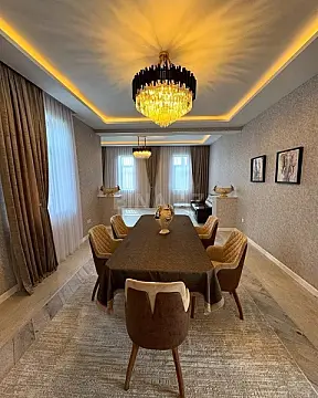 Kirayə verilir 5 otaqlı həyət evi 300 m²