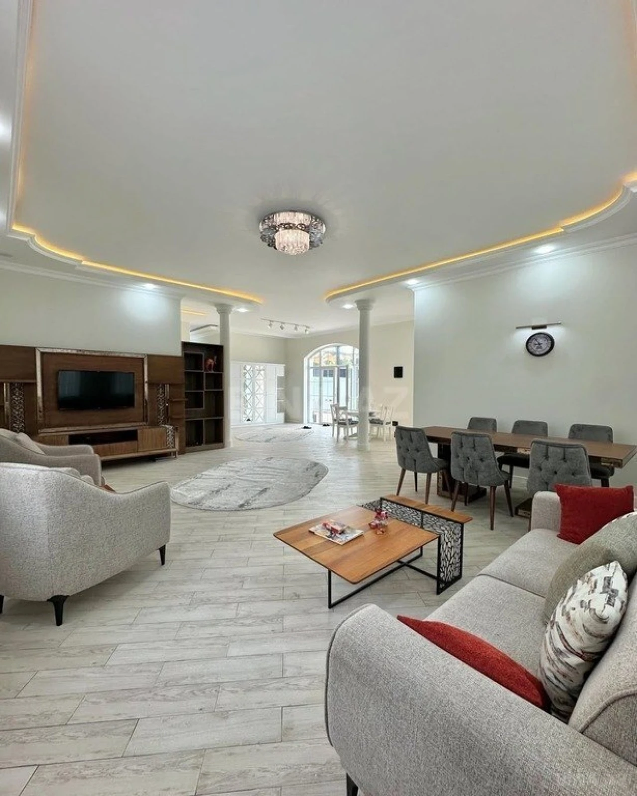 Kirayə verilir 4 otaqlı həyət evi 250 m²