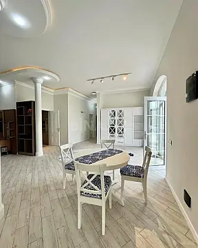 Kirayə verilir 4 otaqlı həyət evi 250 m²