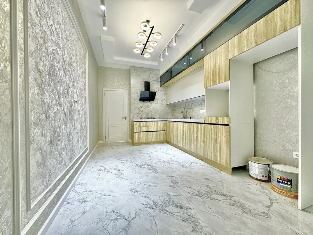 Satılır 3 otaqlı mənzil 120 m²