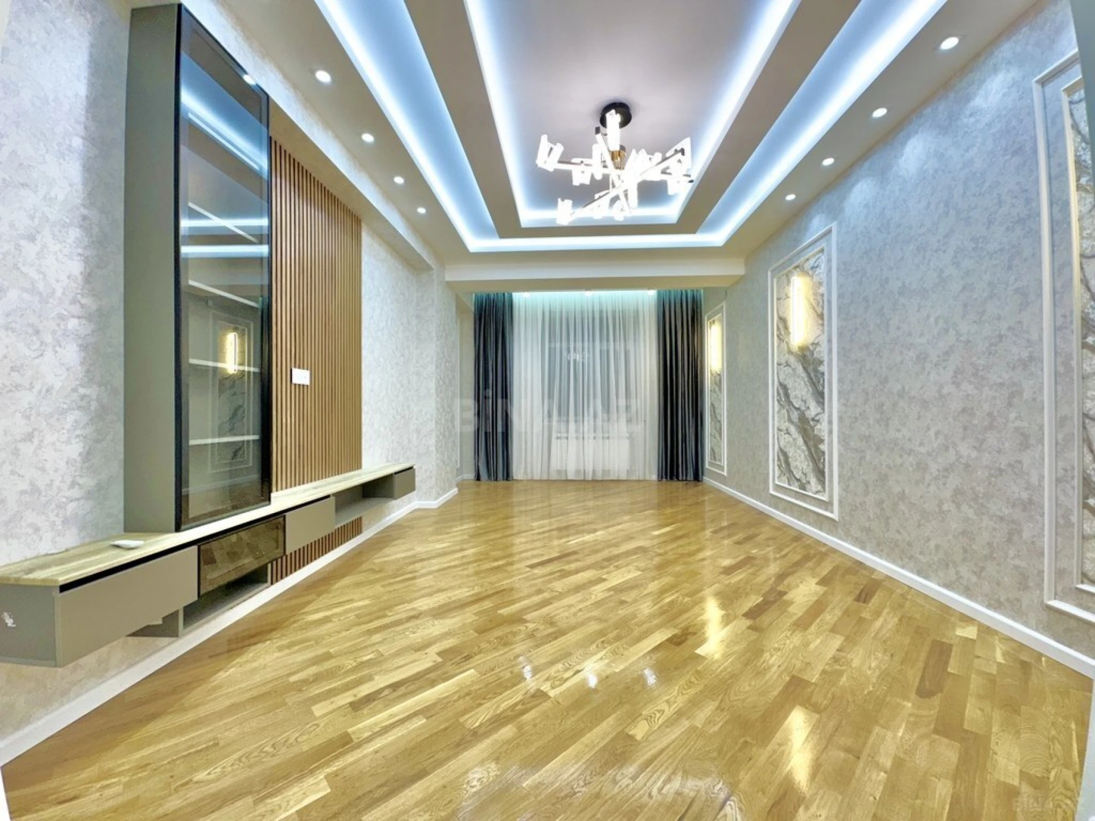 Satılır 3 otaqlı mənzil 120 m²