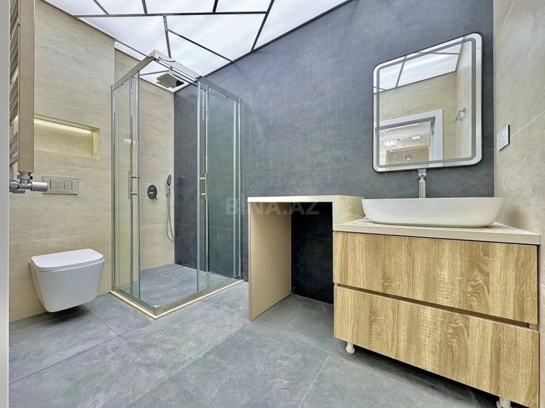 Satılır 3 otaqlı mənzil 120 m²