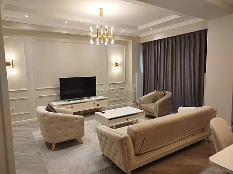 Kirayə verilir 3 otaqlı mənzil 139 m²