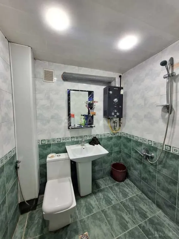 Satılır 2 otaqlı mənzil 47 m²
